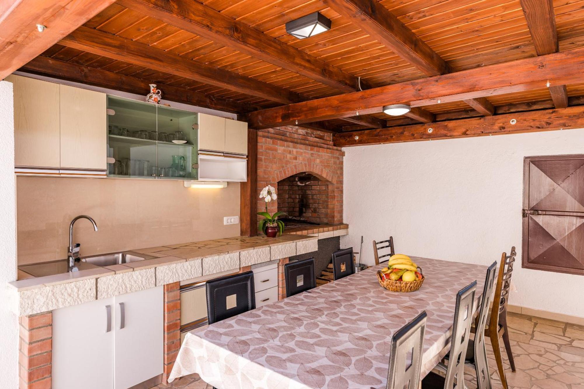 Apartmani Katica ポヴィレ エクステリア 写真
